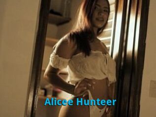 Alicee_Hunteer