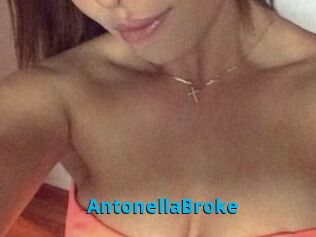 AntonellaBroke