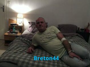 Breton44