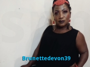 Brunettedevon39