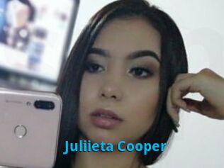 Juliieta_Cooper