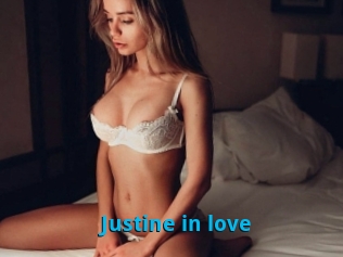 Justine_in_love