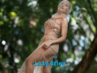 Lexy_Briey