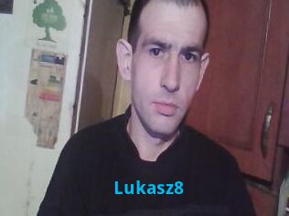 Lukasz8