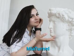 MiaTurnel