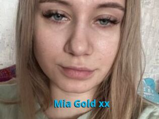 Mia_Gold_xx