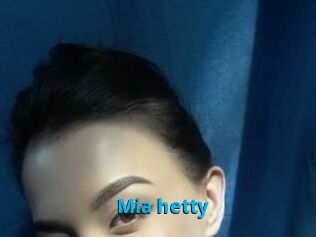 Mia_hetty