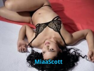 MiaaScott