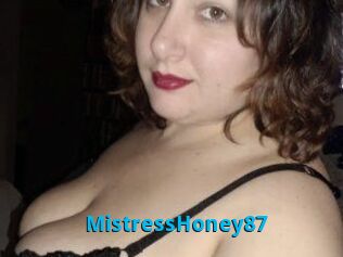 MistressHoney87