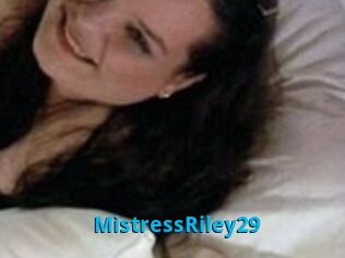 MistressRiley29