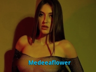 Medeeaflower