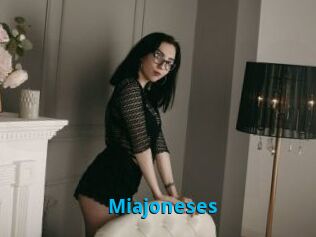 Miajoneses