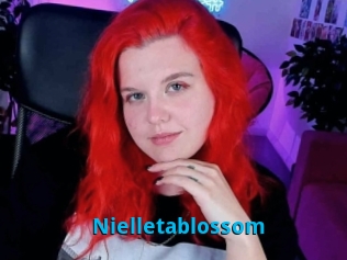 Nielletablossom