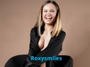 Roxysmiles