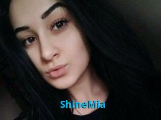 ShineMia