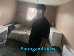 Youngandtoezy